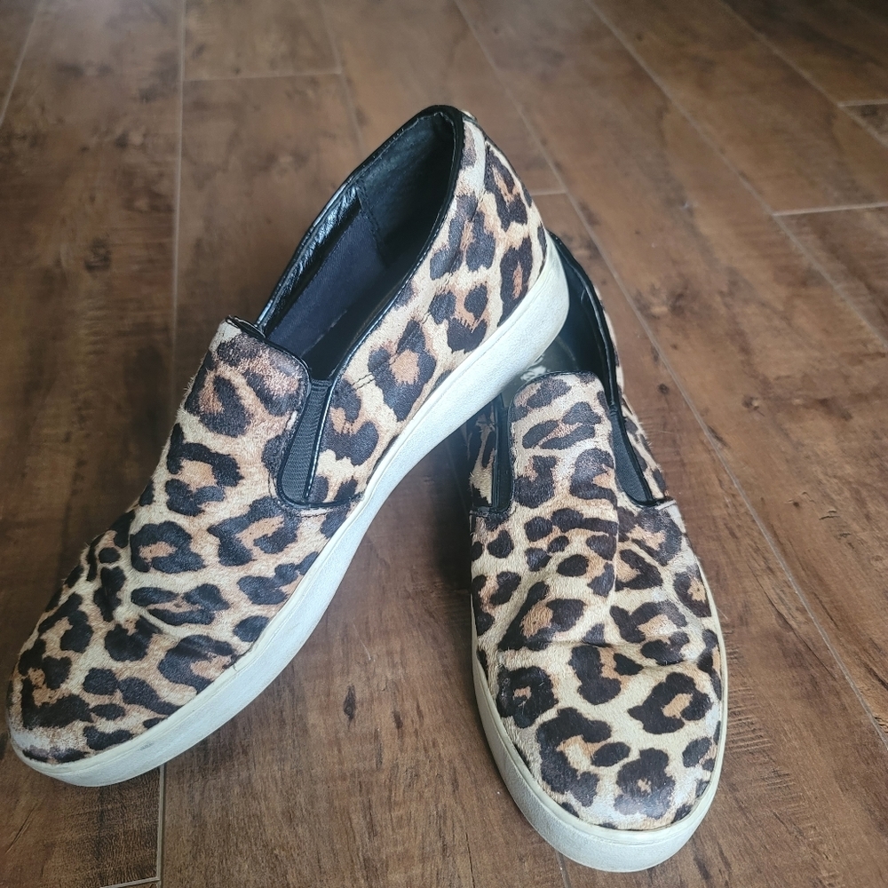 MICHAEL Kors Slip On Leopard Print Calf Hair Sneakers Flats Size 7M - Picture 6 of 16